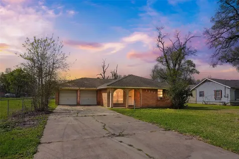 4530 Firnat Street Houston TX 77016