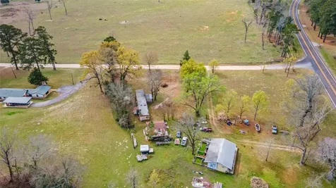 177 County Road 1200 Grapeland TX 75844