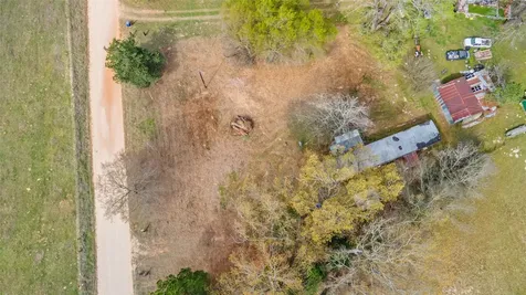 177 County Road 1200 Grapeland TX 75844