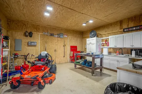 615 Inlet Drive Livingston TX 77351