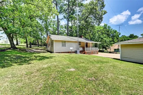 6 Hickory Hollow Huntsville TX 77320