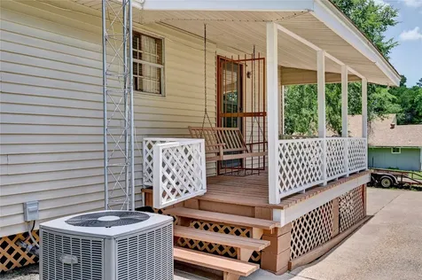 6 Hickory Hollow Huntsville TX 77320