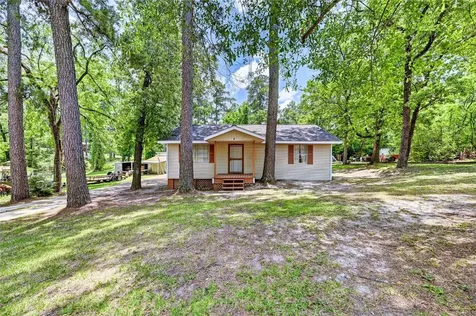 6 Hickory Hollow Huntsville TX 77320