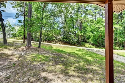 6 Hickory Hollow Huntsville TX 77320