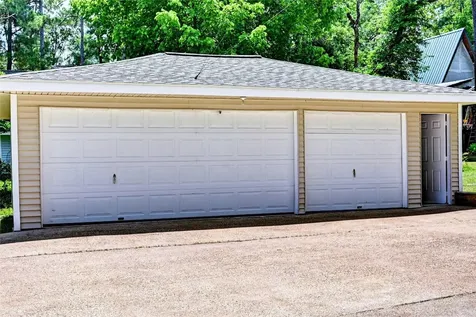 6 Hickory Hollow Huntsville TX 77320