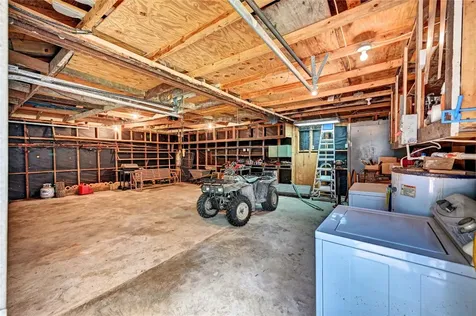 6 Hickory Hollow Huntsville TX 77320