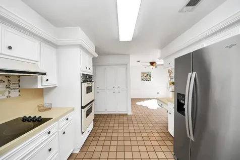 6523 Oakland Hills Drive Houston TX 77069