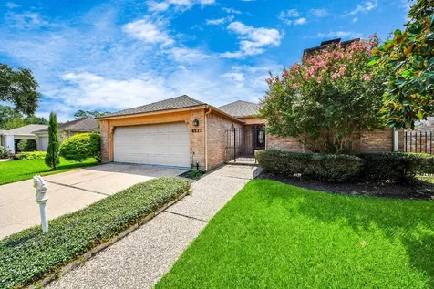 6523 Oakland Hills Drive Houston TX 77069