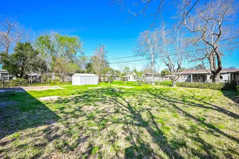 804 23rd Avenue N Texas City TX 77590