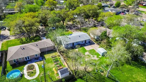 804 23rd Avenue N Texas City TX 77590