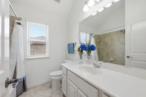 2711 Wild Lilac Drive Pearland TX 77584