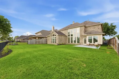 2711 Wild Lilac Drive Pearland TX 77584