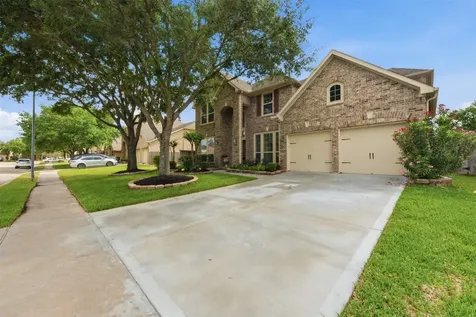2711 Wild Lilac Drive Pearland TX 77584