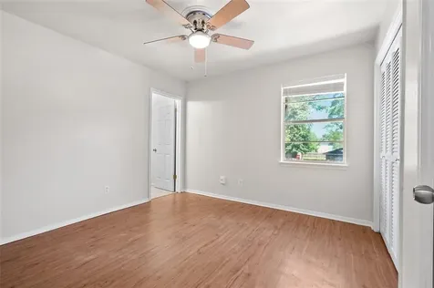 328 S 2nd Street 330 Alvin TX 77511