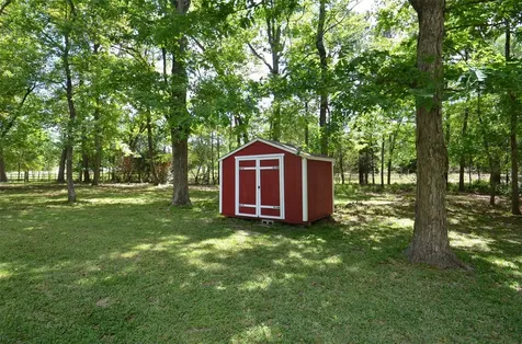 8912 Forest Lake Drive Montgomery TX 77316