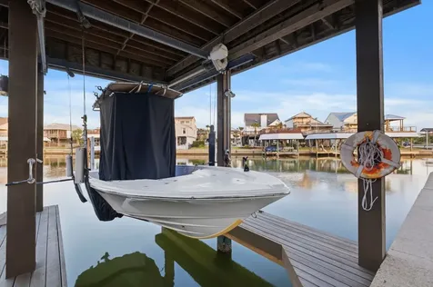 4008 Isla Del Sol Galveston TX 77554