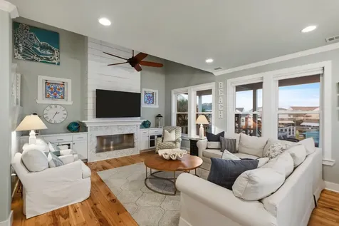 4008 Isla Del Sol Galveston TX 77554