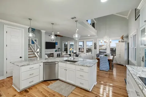4008 Isla Del Sol Galveston TX 77554