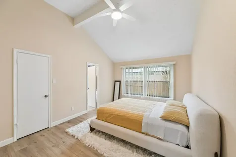 1054 Margate Drive Pearland TX 77584