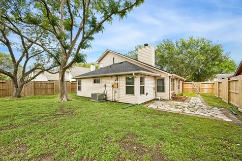 1054 Margate Drive Pearland TX 77584