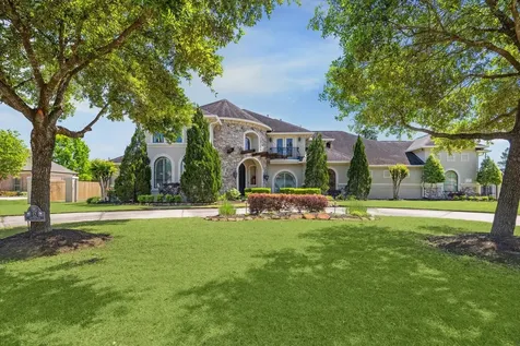 53 New Oak Trail Kingwood TX 77346