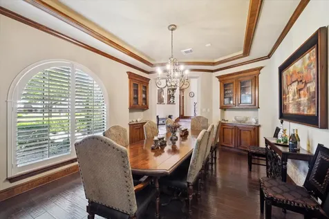 53 New Oak Trail Kingwood TX 77346