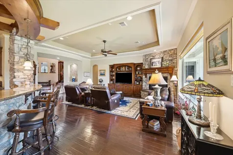 53 New Oak Trail Kingwood TX 77346