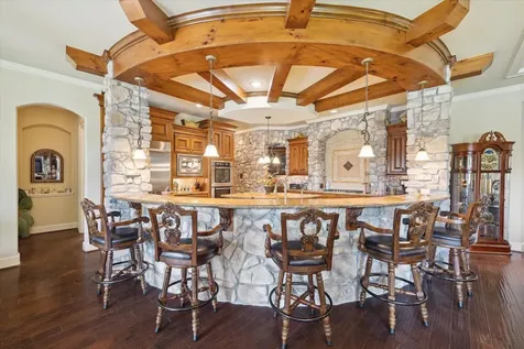 53 New Oak Trail Kingwood TX 77346