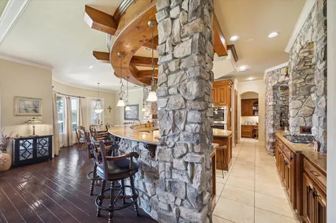 53 New Oak Trail Kingwood TX 77346
