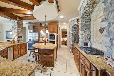 53 New Oak Trail Kingwood TX 77346