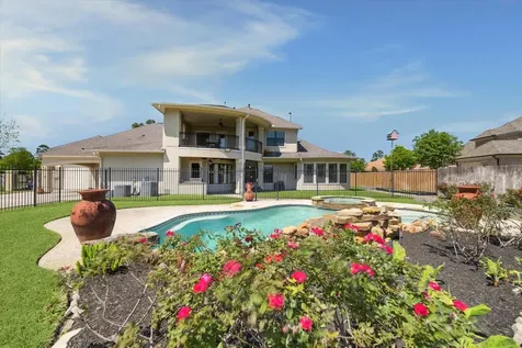 53 New Oak Trail Kingwood TX 77346