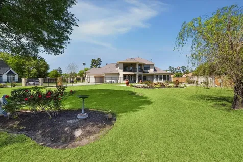 53 New Oak Trail Kingwood TX 77346