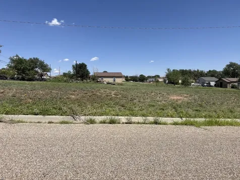 2337 NW 14th Avenue Amarillo TX 79107