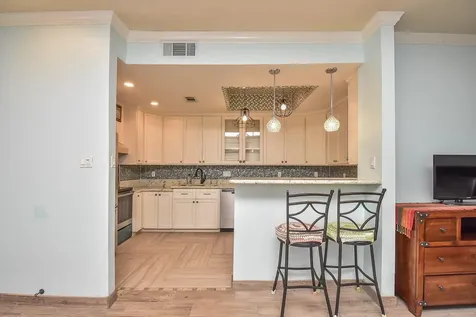 800 Country Place Drive 101 Houston TX 77079
