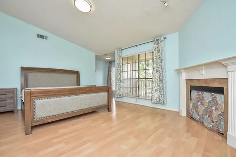 800 Country Place Drive 101 Houston TX 77079