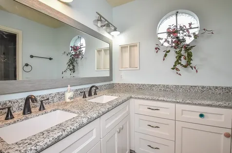 800 Country Place Drive 101 Houston TX 77079