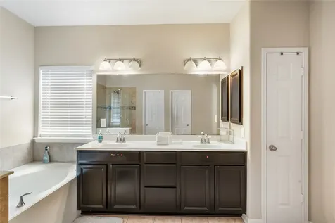 6819 Lavington Way Sugar Land TX 77479