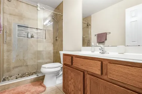6819 Lavington Way Sugar Land TX 77479