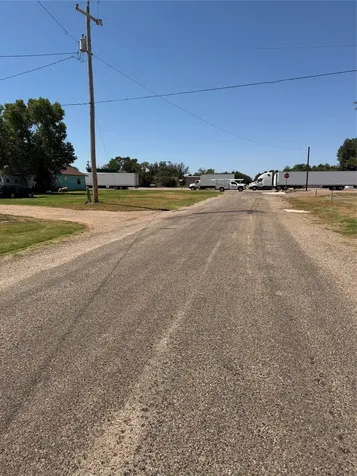 401 Avenue F NE Childress TX 79201