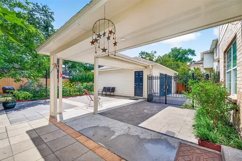 18015 Bambridge Drive Houston TX 77090