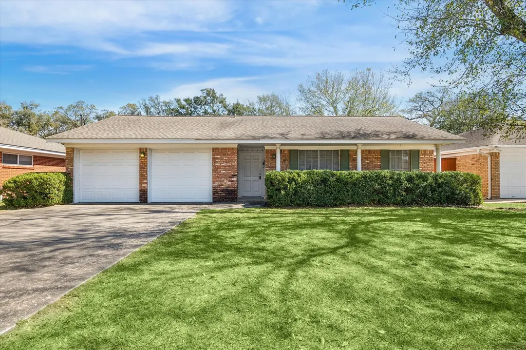 1338 Spillers Lane Houston TX 77043