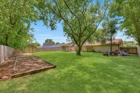 1312 Osborne Drive Friendswood TX 77546