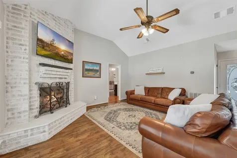 1312 Osborne Drive Friendswood TX 77546