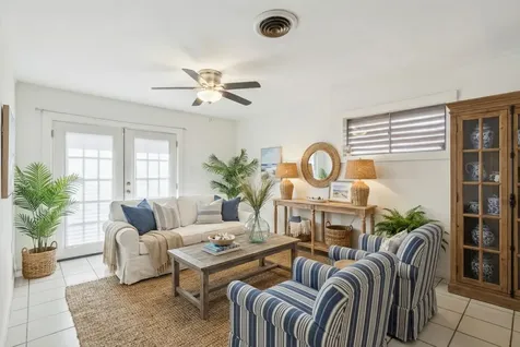 2317 Wimcrest Street Galveston TX 77551
