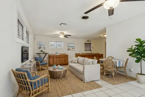 2317 Wimcrest Street Galveston TX 77551