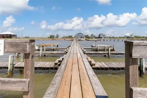 Lot 5-6 Mockingbird Lane Anahuac TX 77514