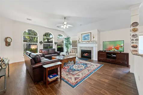 2514 S Strathford Lane Kingwood TX 77345