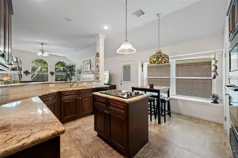 2514 S Strathford Lane Kingwood TX 77345