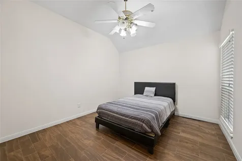 2514 S Strathford Lane Kingwood TX 77345
