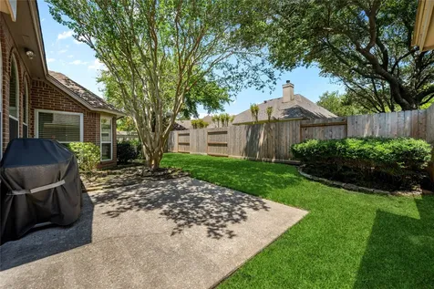 2514 S Strathford Lane Kingwood TX 77345